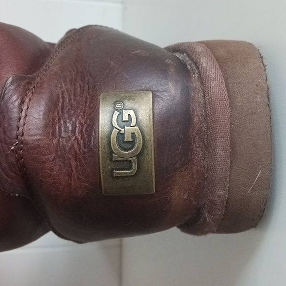 UGG Brown Laced Knee Shearling Lined Boots. - Picture 4 of 10